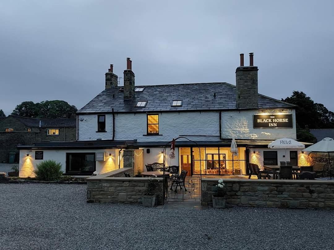 סטל The Black Horse Inn מראה חיצוני תמונה