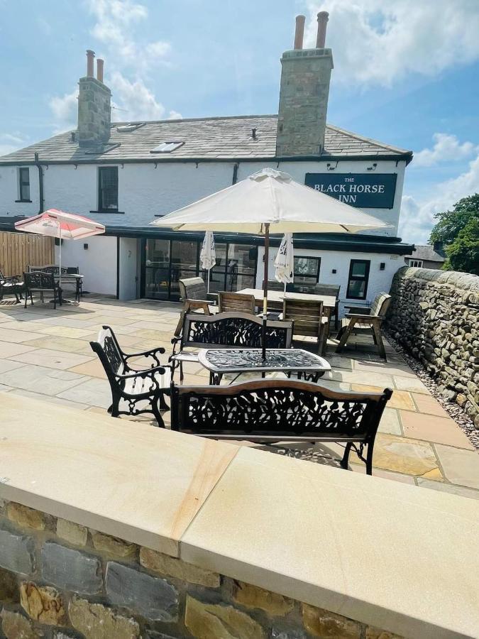 סטל The Black Horse Inn מראה חיצוני תמונה