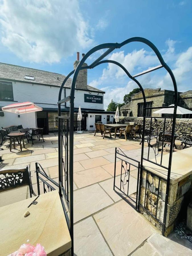 סטל The Black Horse Inn מראה חיצוני תמונה