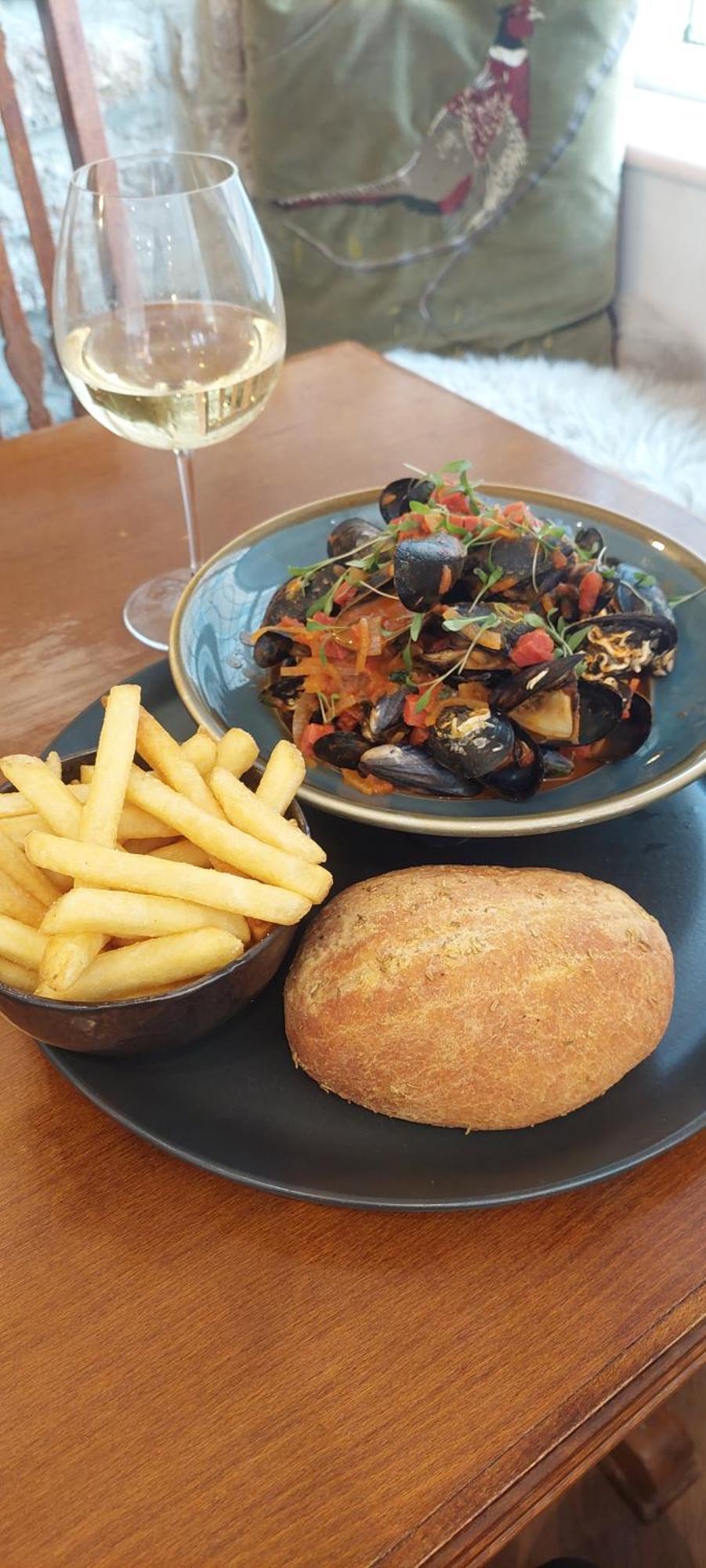 סטל The Black Horse Inn מראה חיצוני תמונה